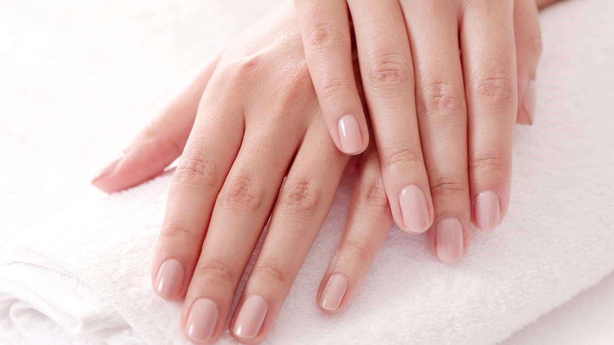 chăm sóc nail tại nhà