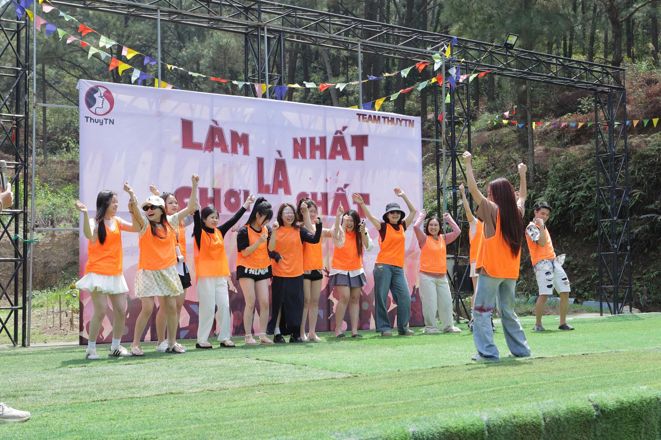 team buiding thử thách hết mình